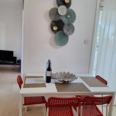 Sunshine Nicosia דירה